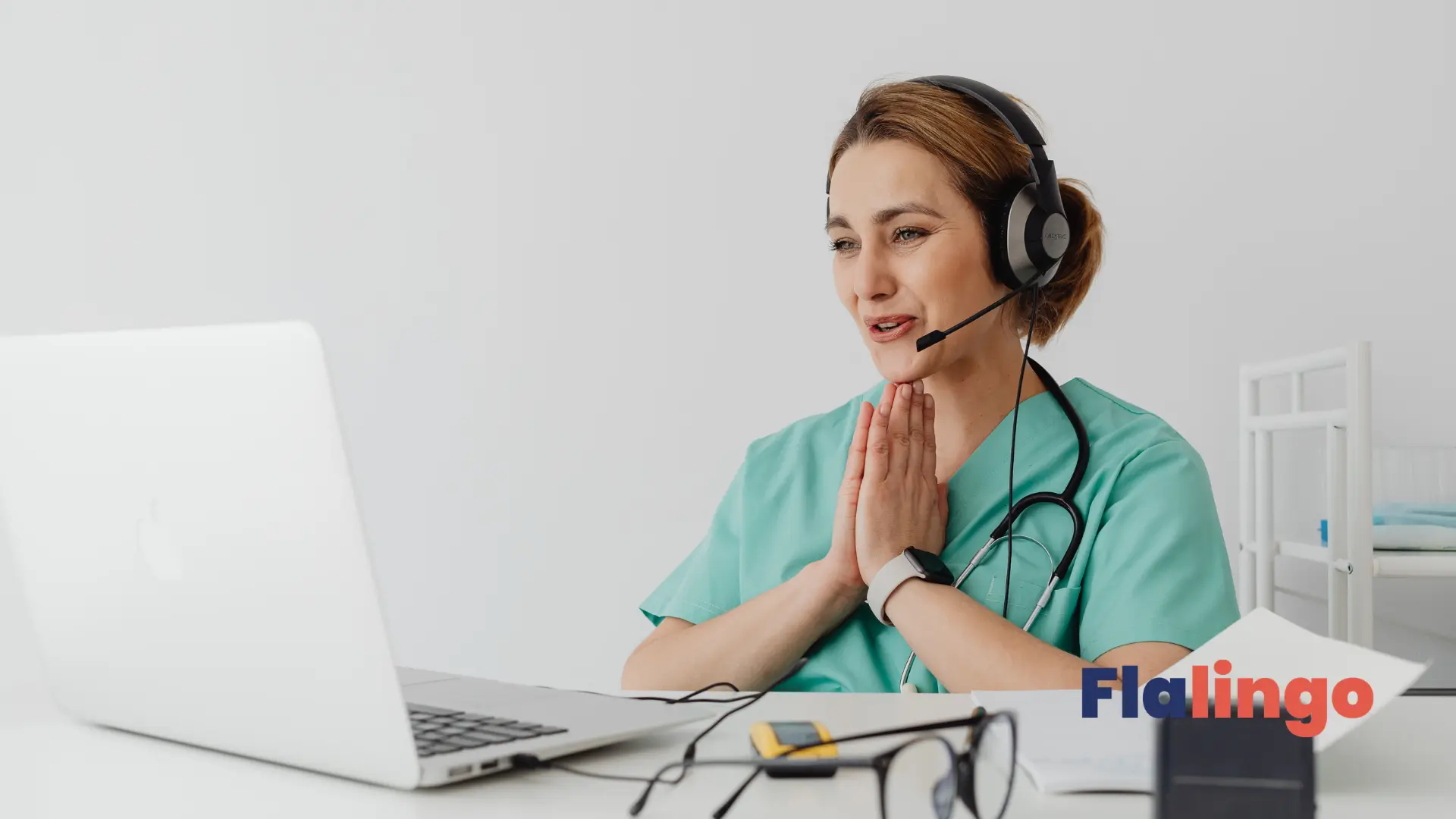 OET Listening: Klinik Aksan ve Not Alma Stratejisi