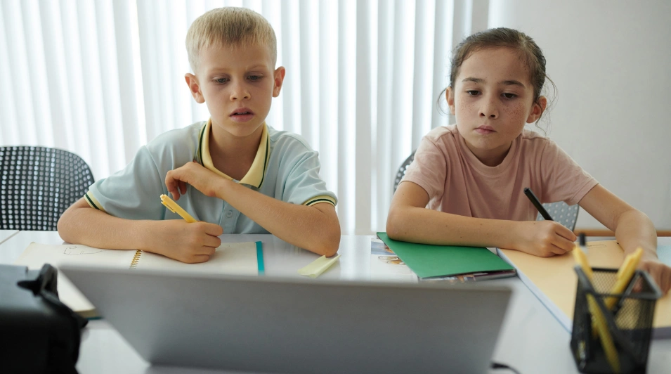 Çocuğum için Online İngilizce: Velilerin En Çok Sorduğu 9 Soru